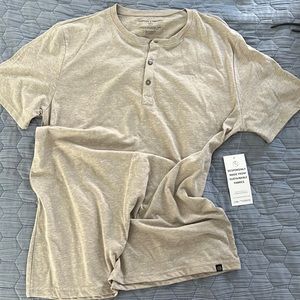 Mens Button T-shirt size L